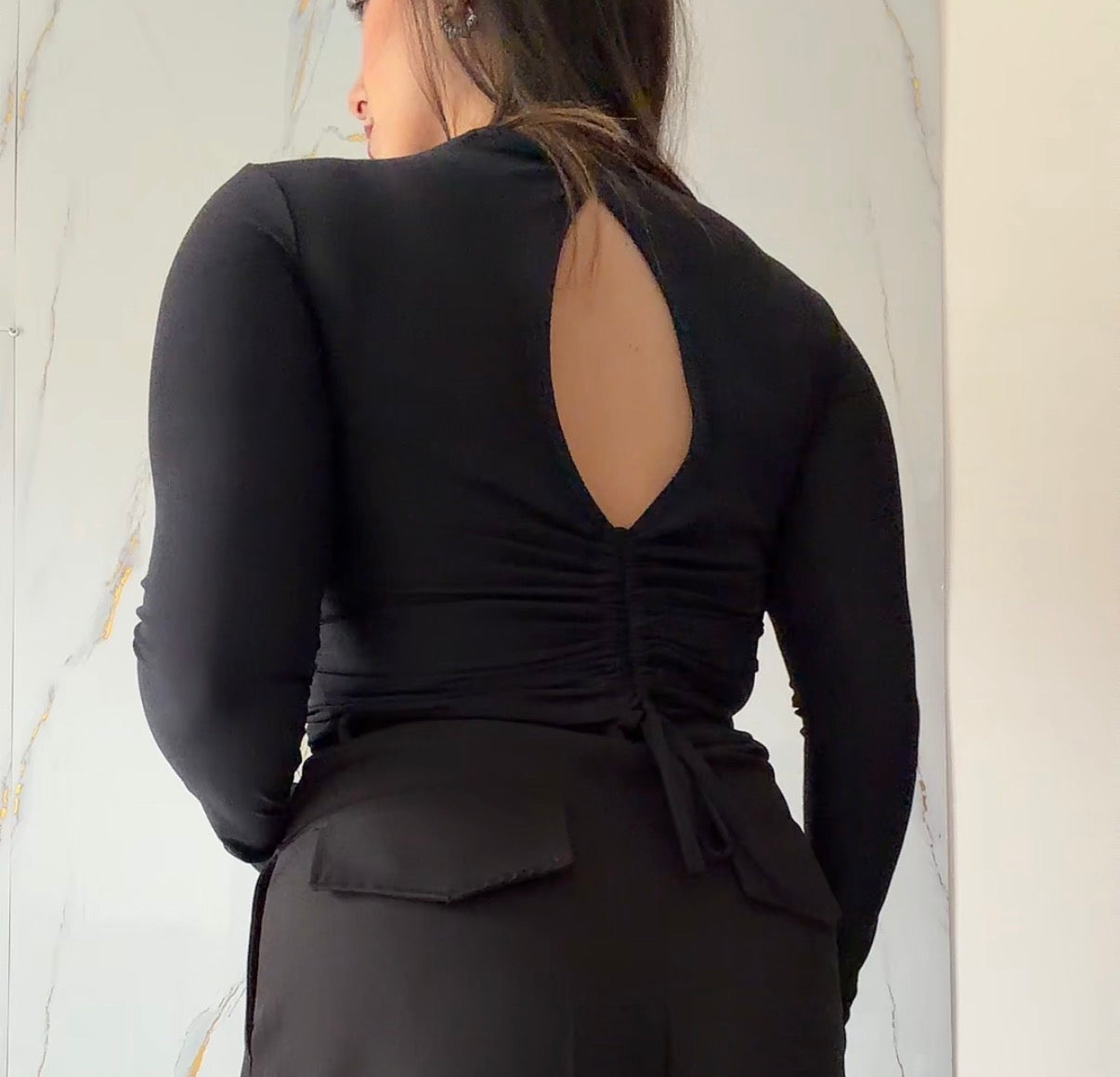 Maglia scollo a goccia